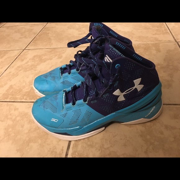 Curry 2 “father to son” - Picture 1 of 4